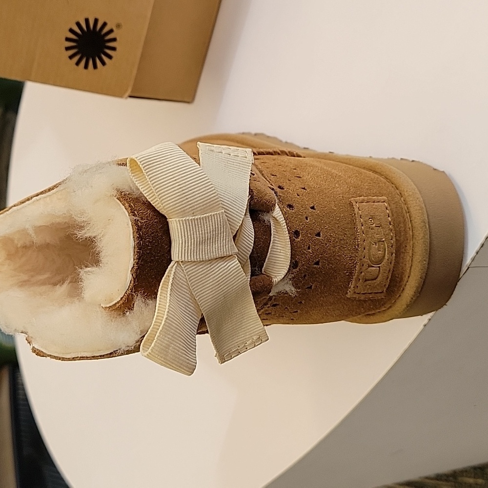 UGG Treadmill short boot - Picture 5 of 7